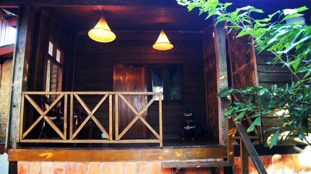 Mut Mee Garden Guest House Нонгкхай Экстерьер фото